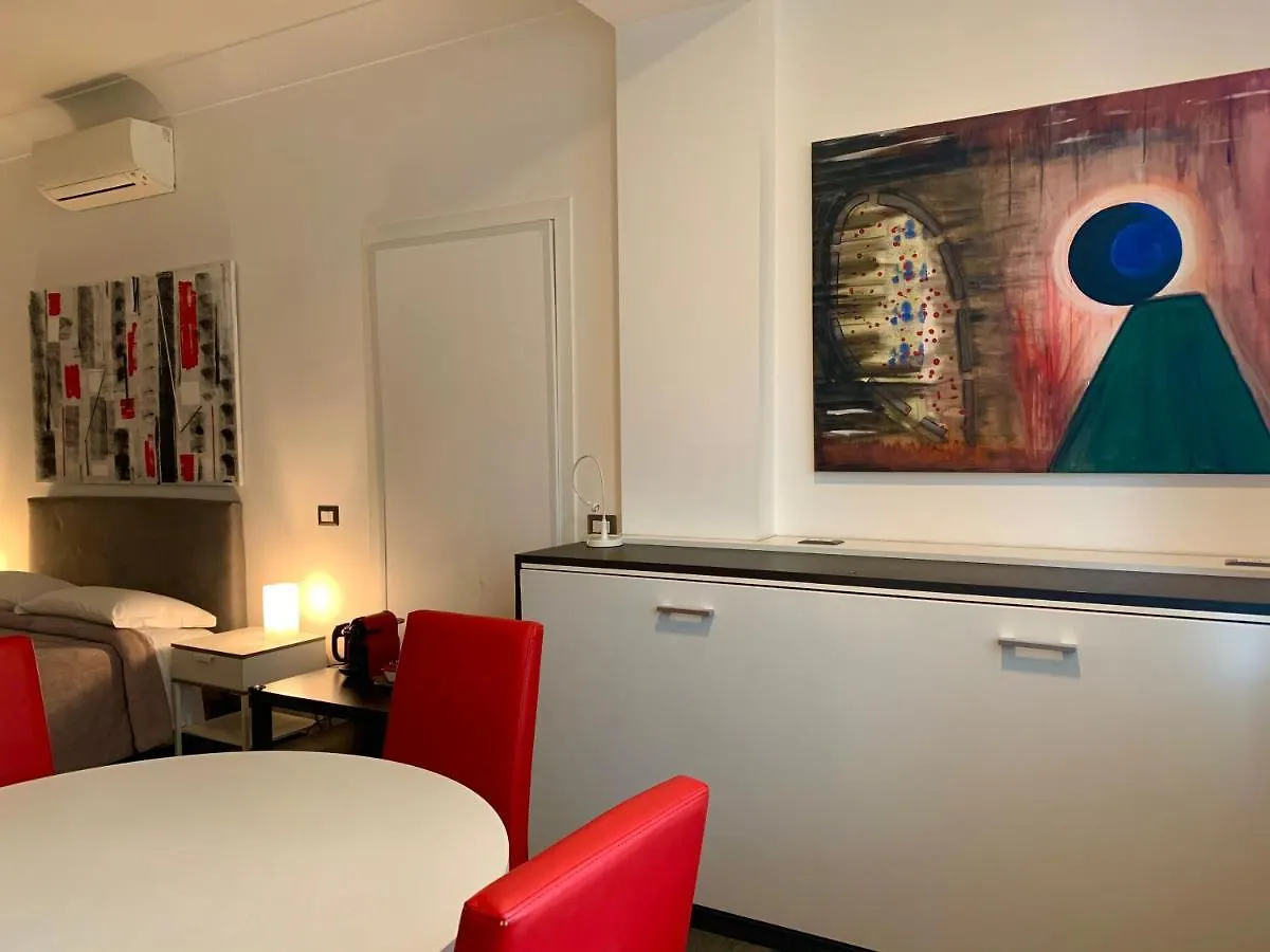 *** Guest house Your House Apartment Rome Italy